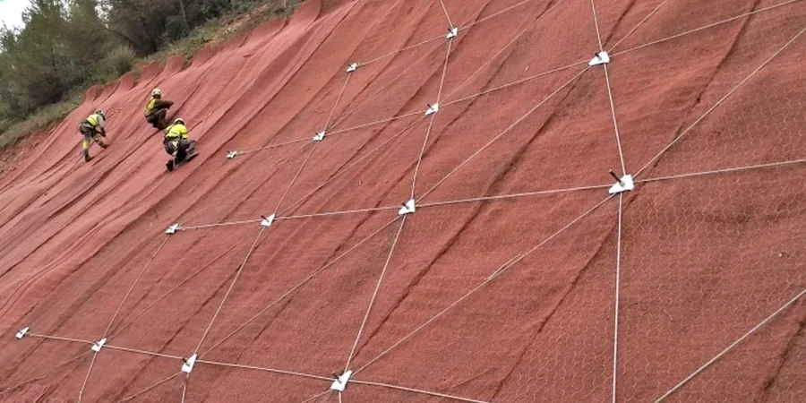Slope Stability Analysis Glasgow – Geotechnical Risk Assessment for Steep Ground